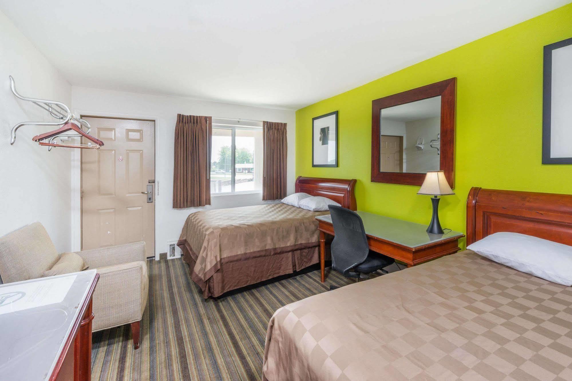 Rodeway Inn Pittsfield Dış mekan fotoğraf